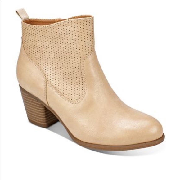 NIB White Mountain Booties - Picture 4 of 8